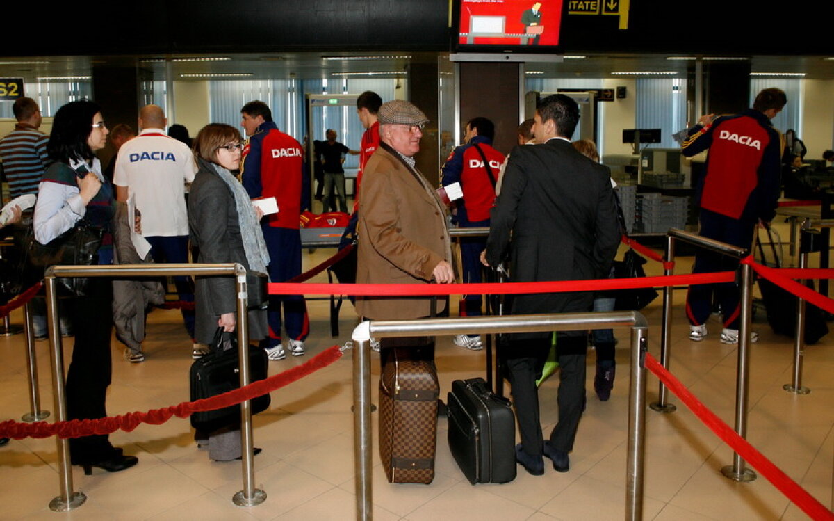 FOTO » Pana de curent de la Otopeni l-a blocat pe Raţ