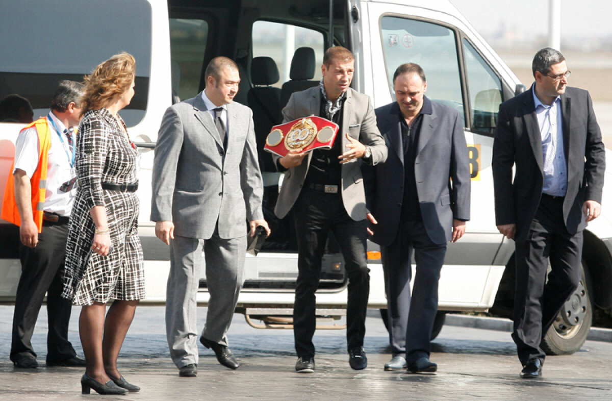 Bute a revenit în România cu veşti bune: "Sînt şanse mari să boxez acasă în acest an"