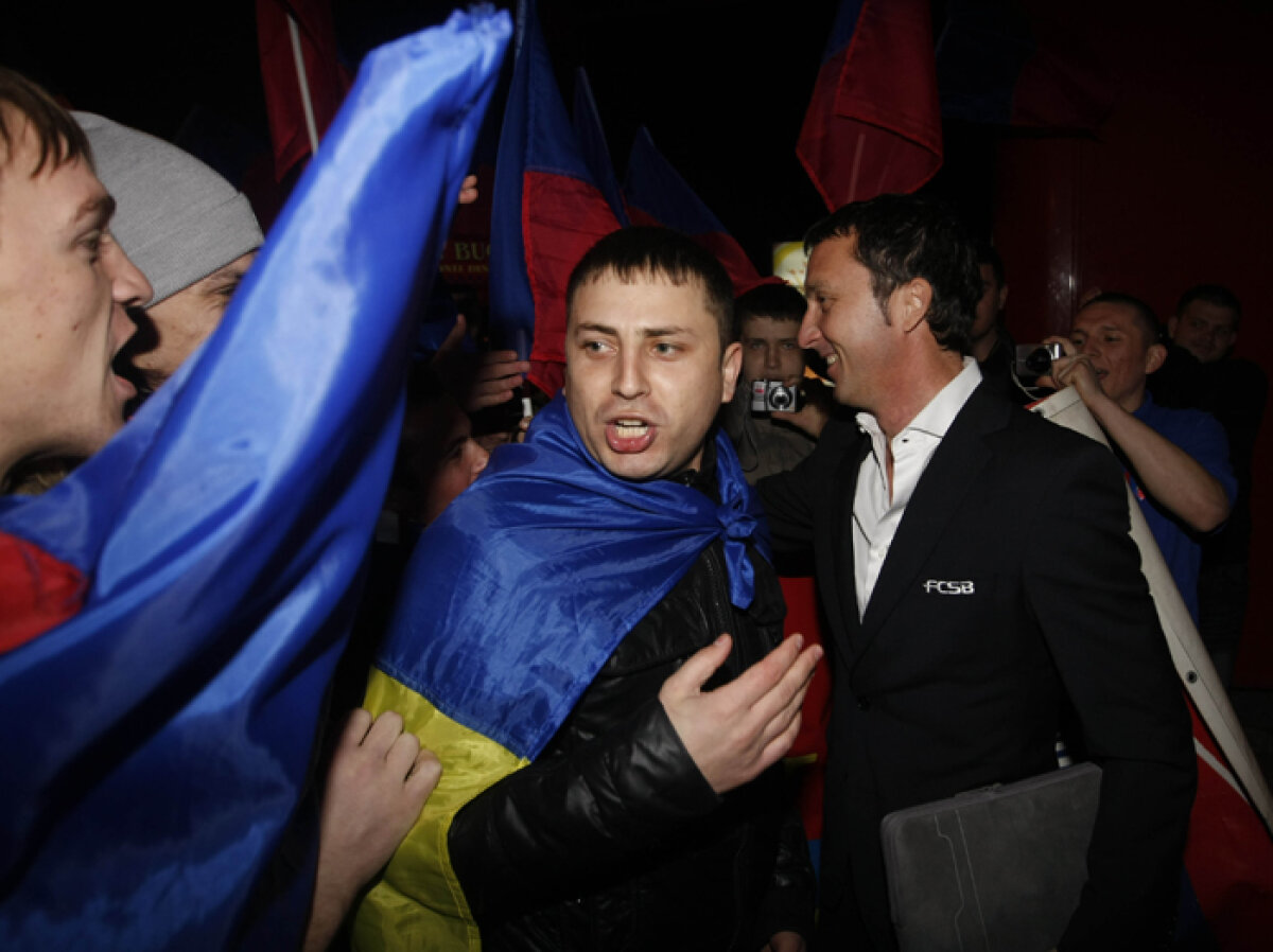 FOTO EXCLUSIV » Steliştii au fost primiţi "regeşte" la Chişinău