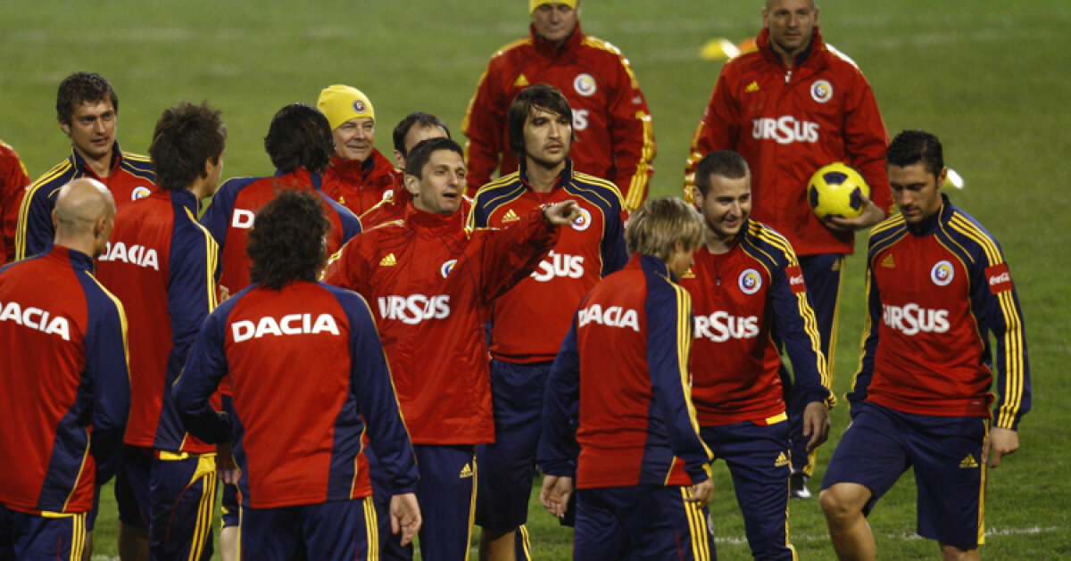 FOTO » "Tricolorii" se antrenează la această oră, dar fără Mutu şi Chivu