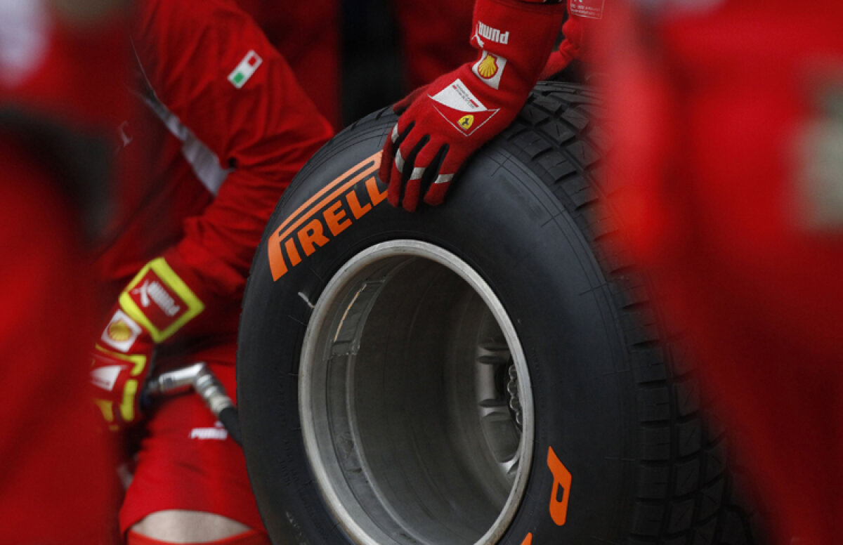 FOTO » Sebastian Vettel pleacă din pole position în MP al Australiei