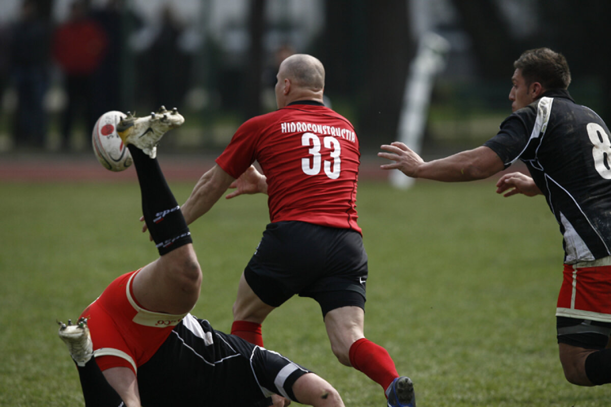 FOTO » Campioana CSM Ştiinţa Baia Mare a cîştigat la Cluj în prima etapă din SuperLigă