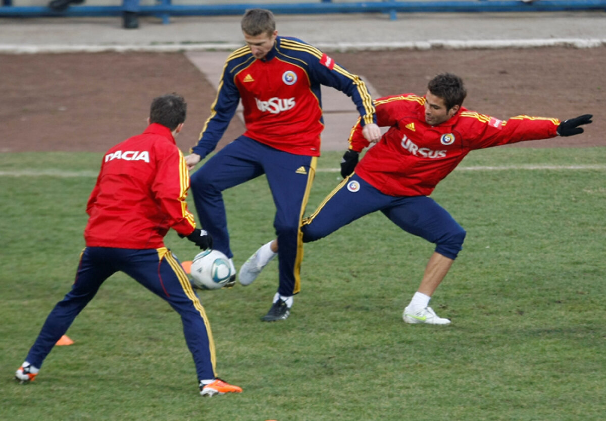 Antrenamentul "tricolorilor" s-a încheiat într-un cor de fluierături