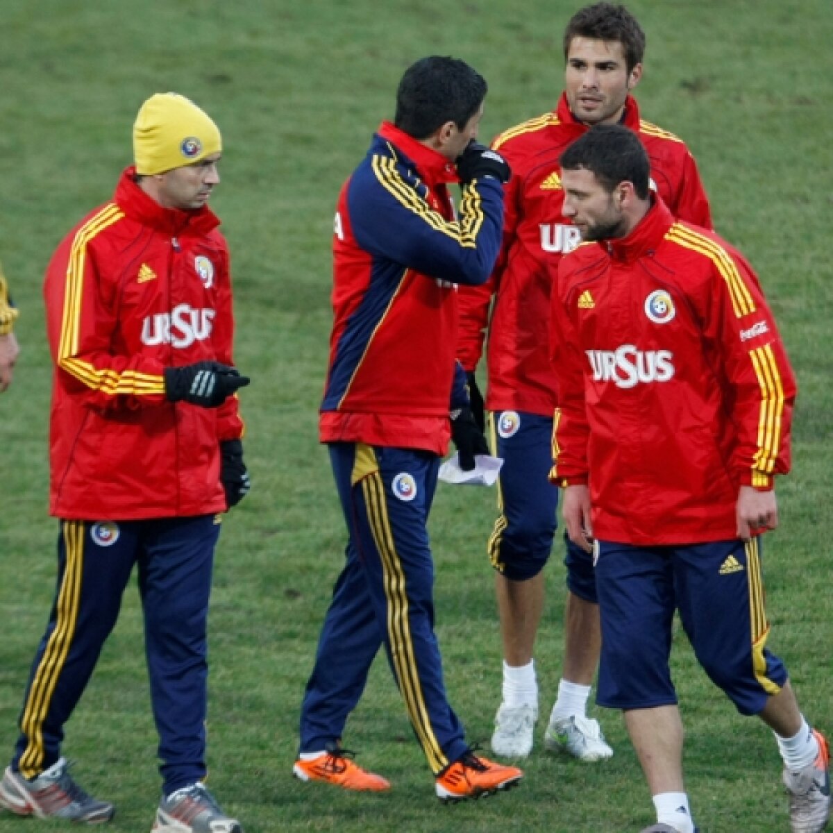 Antrenamentul "tricolorilor" s-a încheiat într-un cor de fluierături