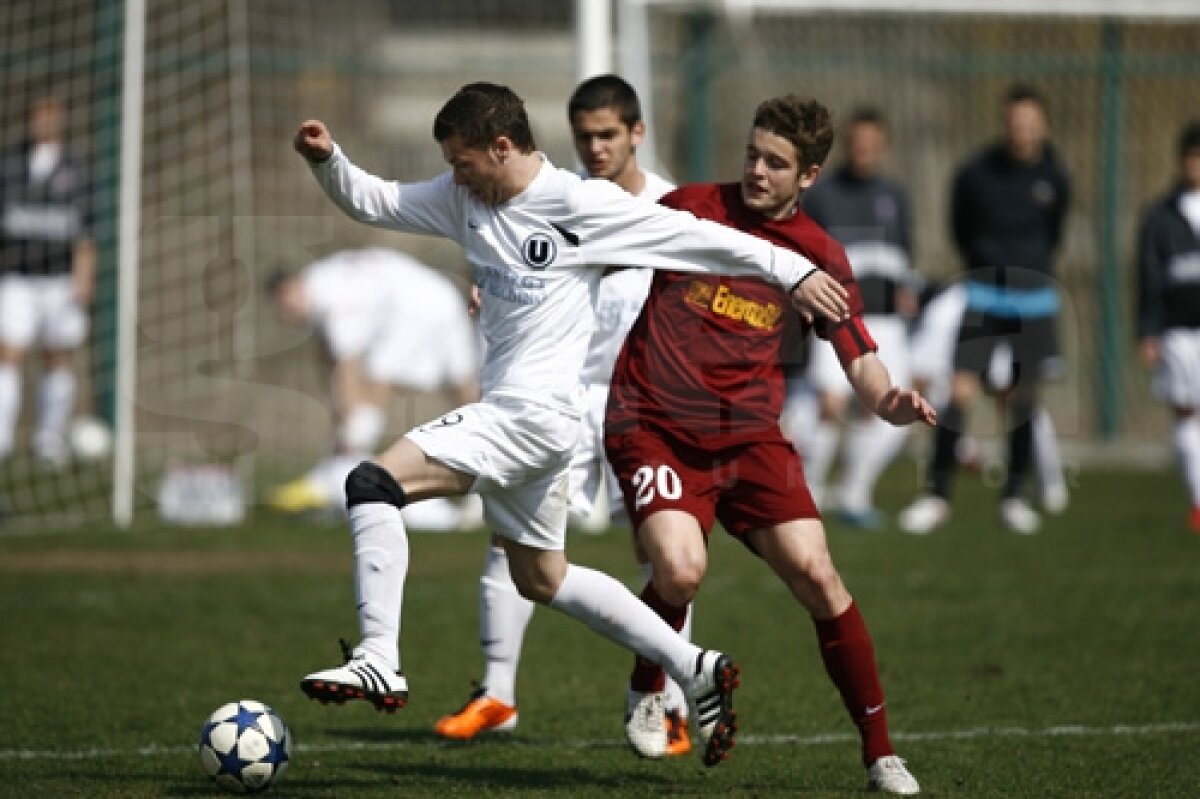 FOTO! Derby-ul Clujului are nerv şi la juniori » Copiii pun osul tare