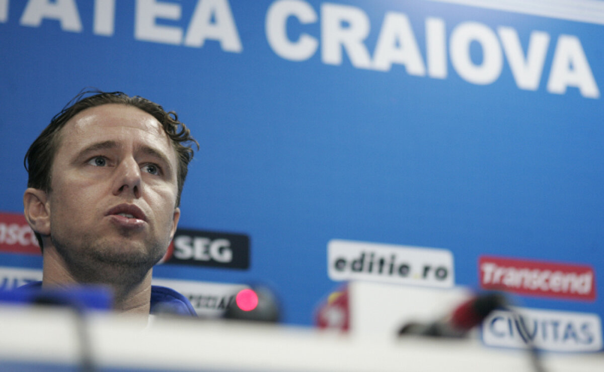 FOTO Reghecampf promite că la Craiova nu vor mai fi probleme în vestiar