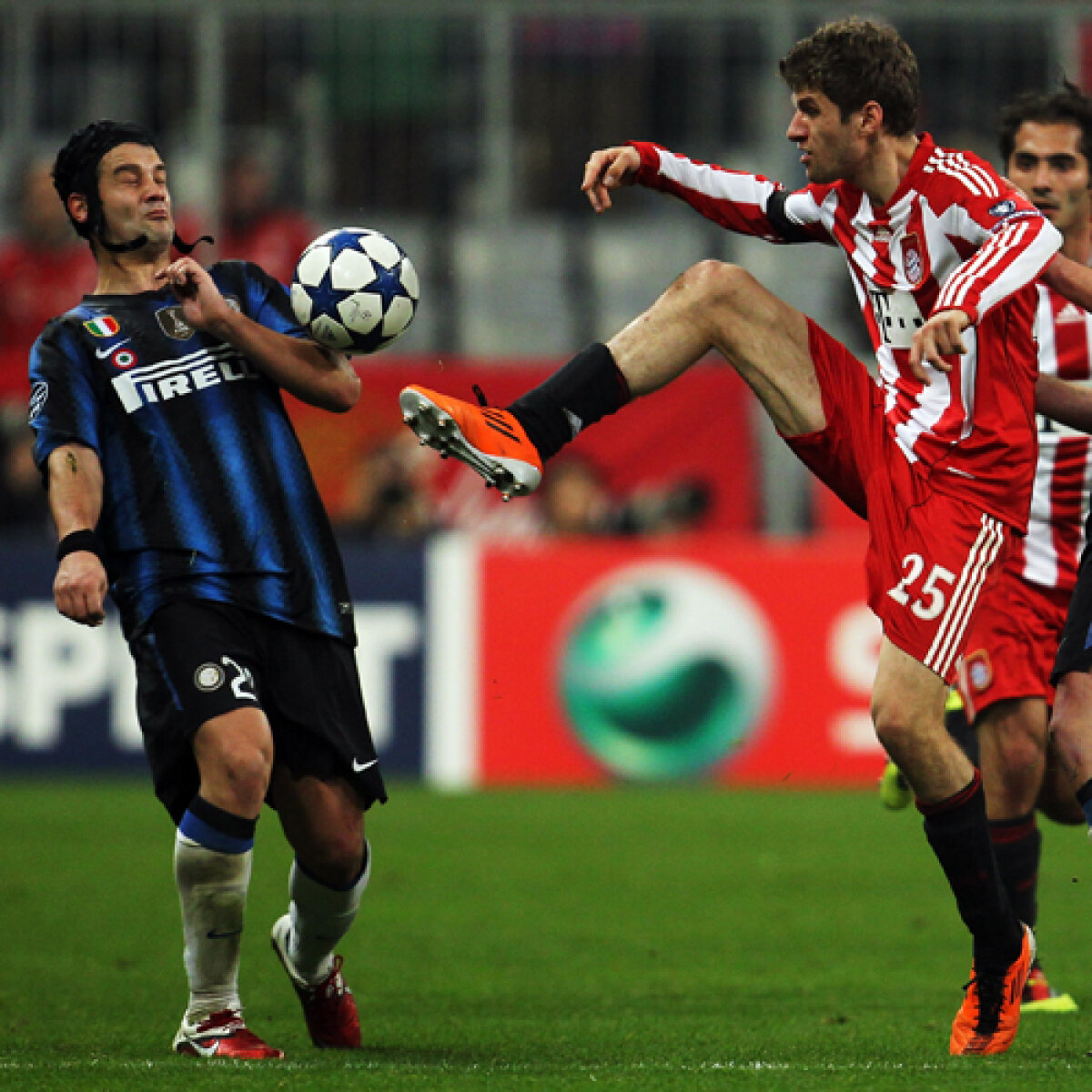 Evoluţia modestă din meciul cu Milan nu-i va afecta locul de titular în Liga Campionilor » Tot cu Chivu