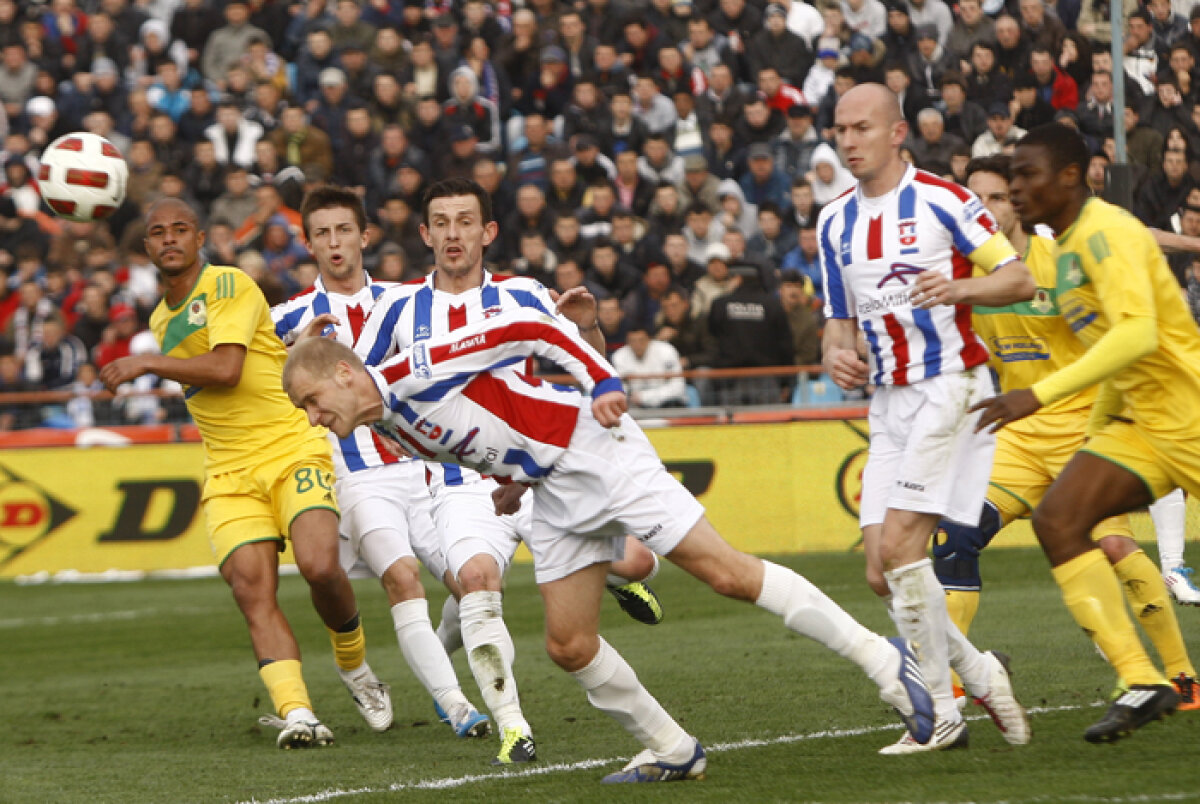 Oţelul şi Vaslui se anulează reciproc şi încheie cu o remiză albă. Gălăţenii rămîn lideri!