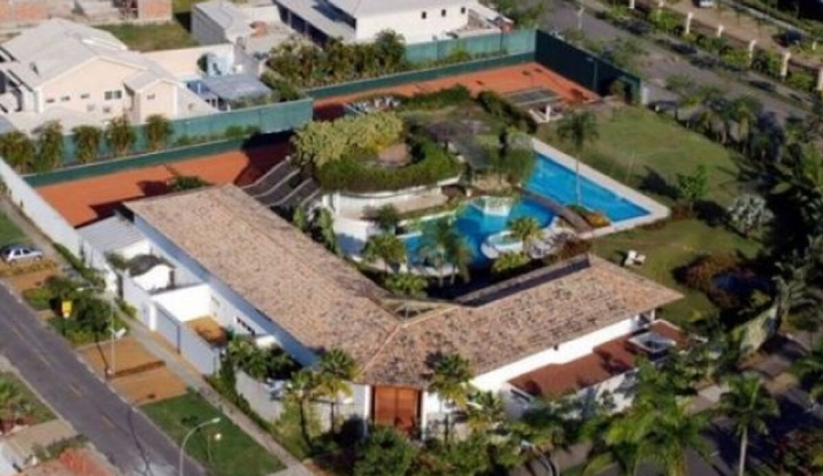 Ronaldinho: "Petrecerile şi samba m-au regenerat"