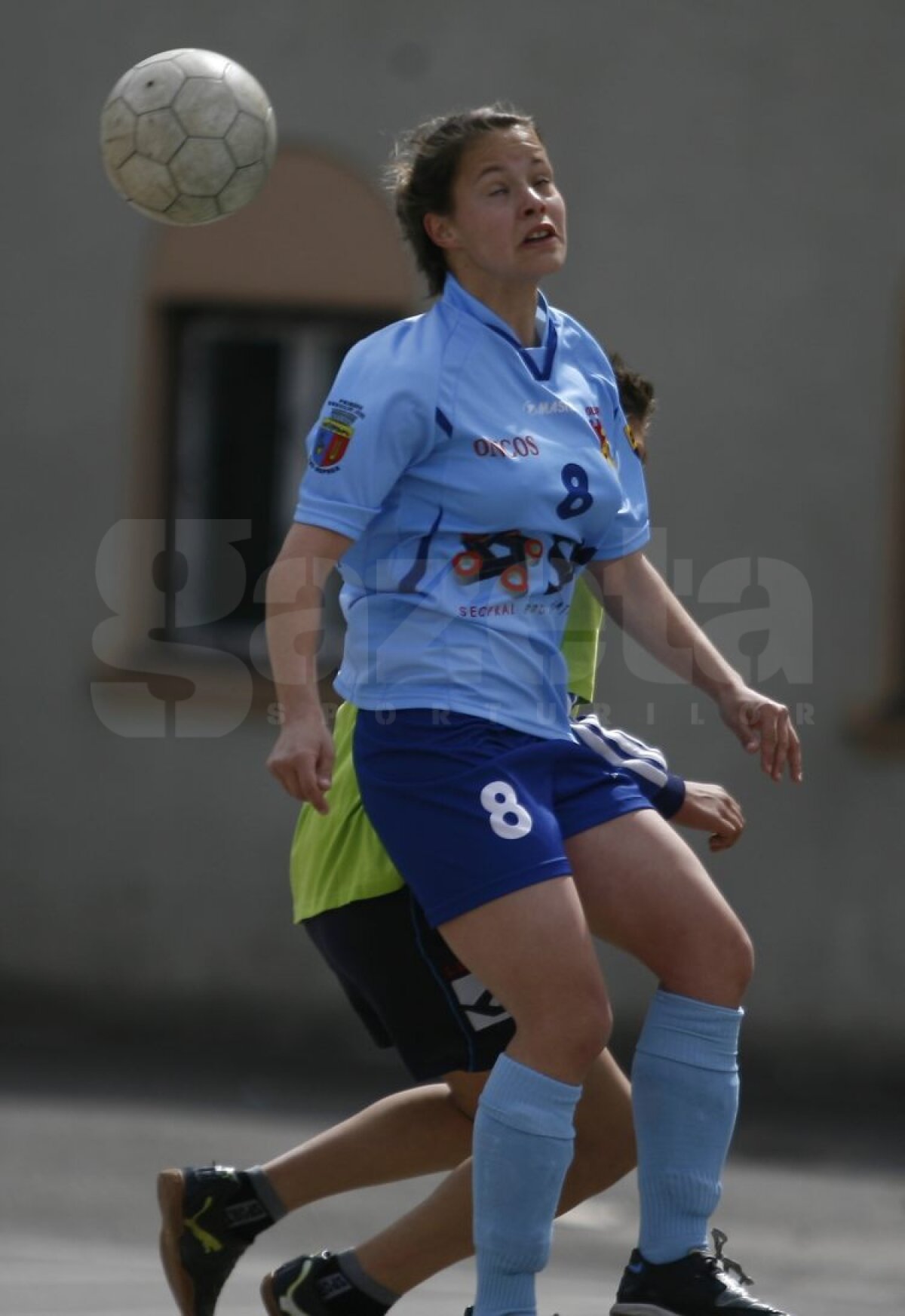 FOTO » Atenţie, băieţi! Fetele vin tare din urmă » Au ACADEMIE! ;)