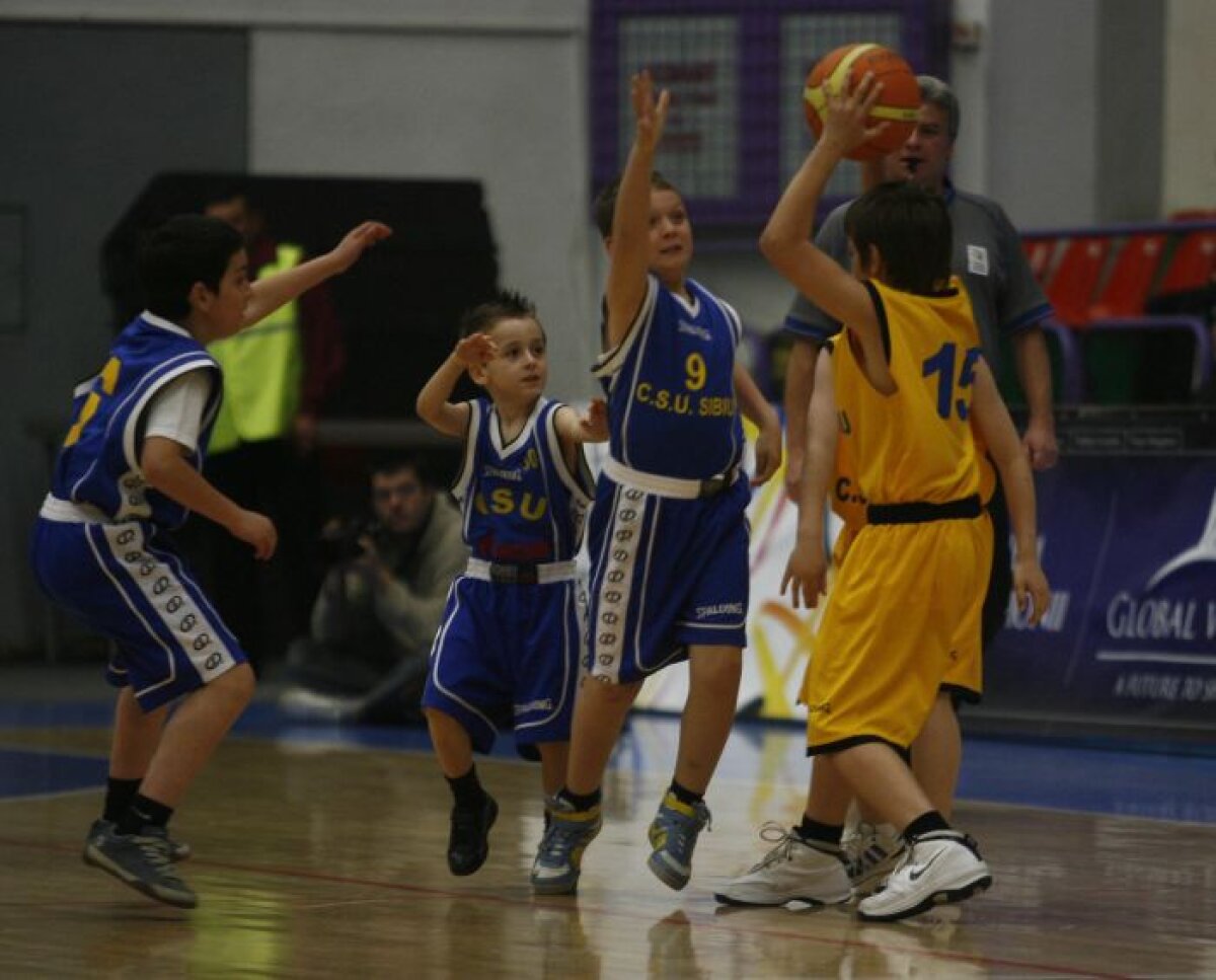 FOTO! All Star Game-ul baschetului masculin românesc a fost cîştigat de echipa Nordului