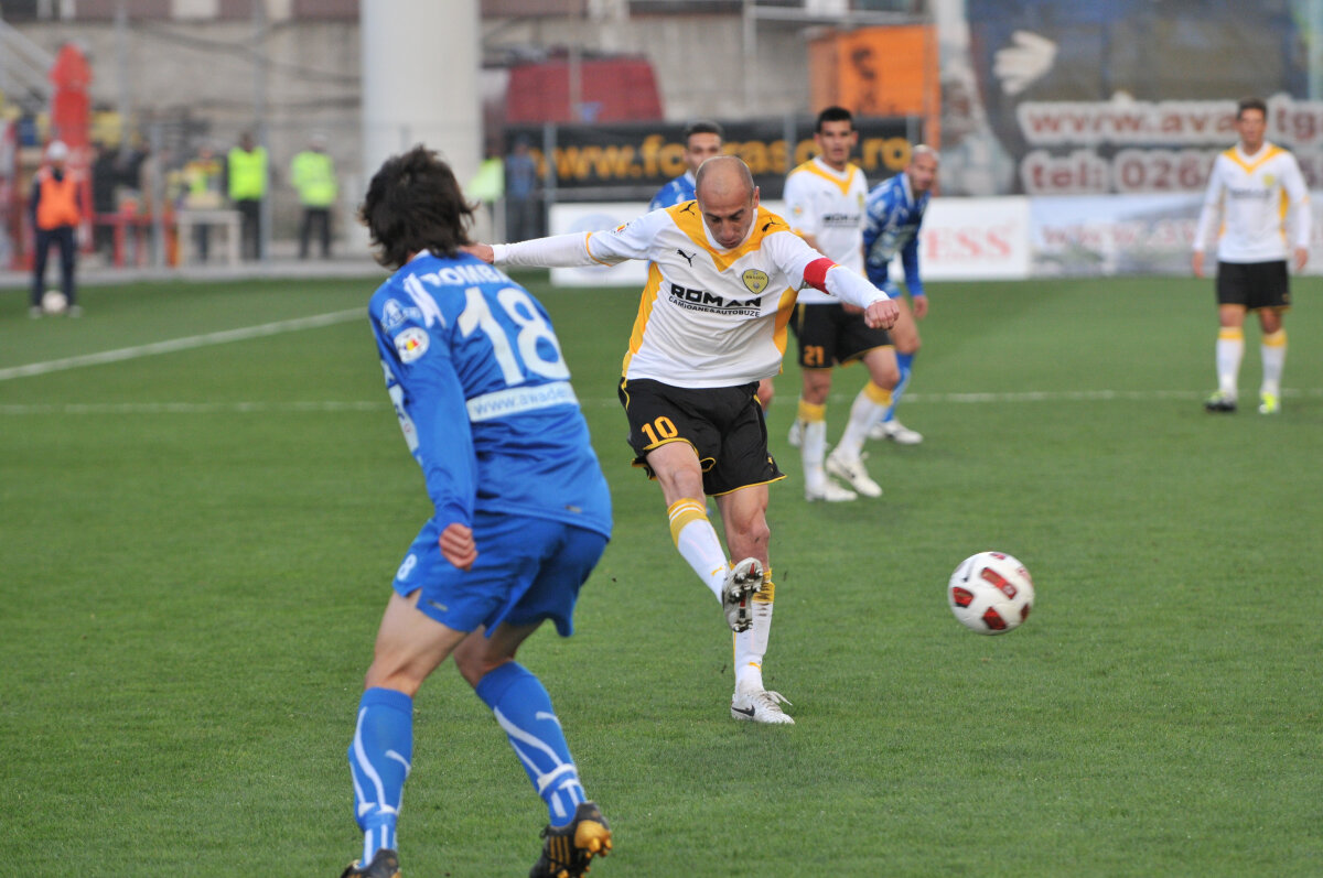 VIDEO » FC Braşov - Gloria Bistriţa 0-1: gazdele pierd după ce un recital al ratărilor!