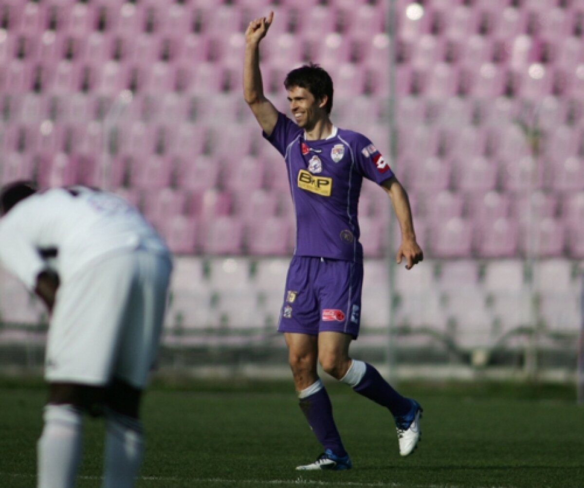 Final incredibil în Regie: Goga marchează de 3 puncte în prelungirile meciului Sportul-Poli 2-3!