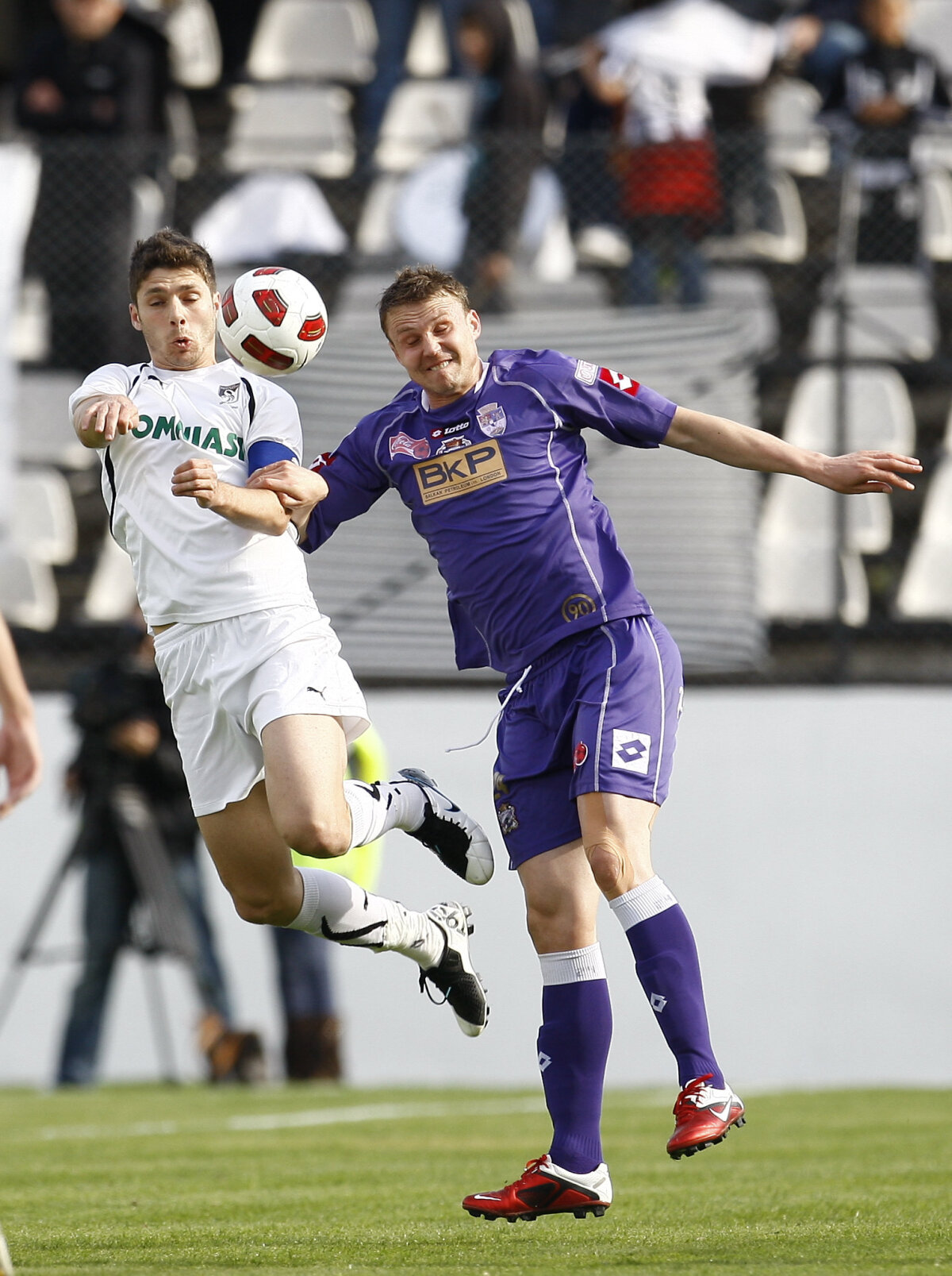 Final incredibil în Regie: Goga marchează de 3 puncte în prelungirile meciului Sportul-Poli 2-3!