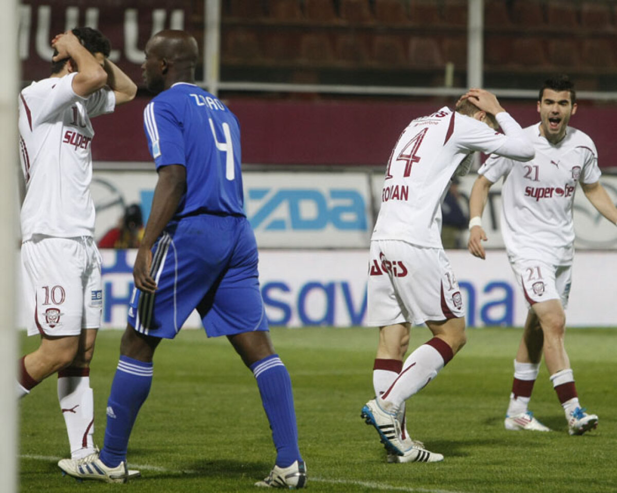 Lung. Şi mare. Frate cu Matrix