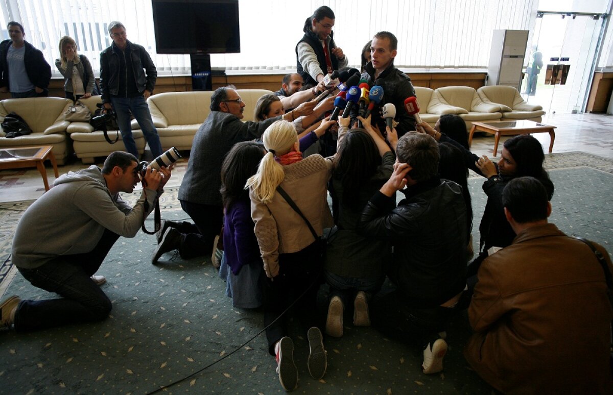 POZA ZILEI pe GSP » Presa în genunchi