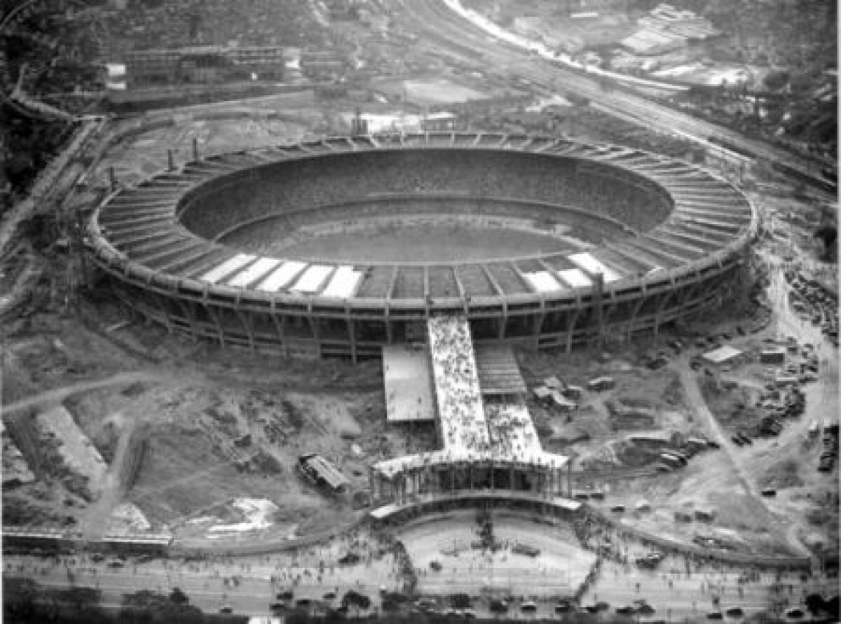 Templul fotbalului brazilian va fi renovat » Maracana primeşte un acoperiş nou