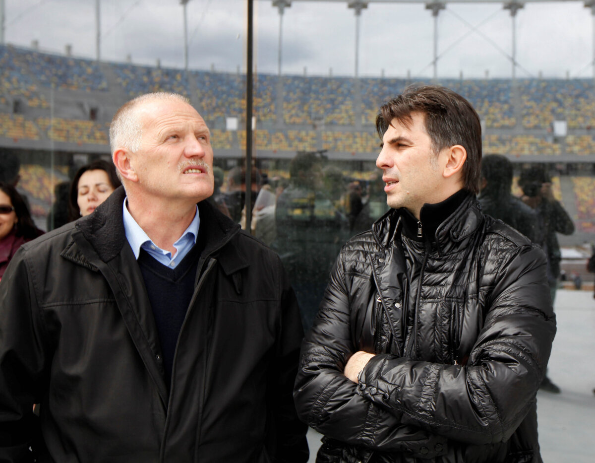 FOTO National Arena e gata la sfîrşitul lui iunie » Acum se montează acoperişul la noul stadion!