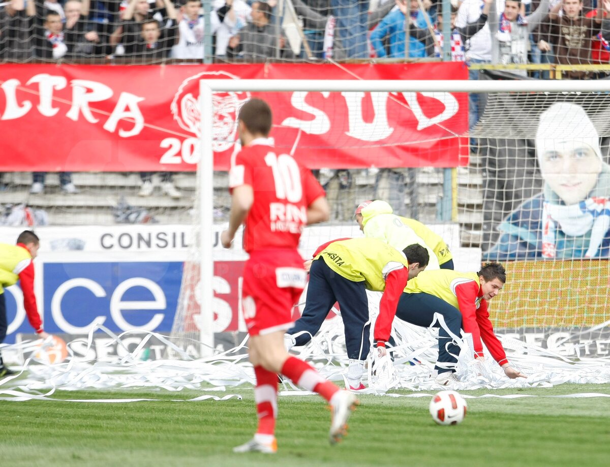VIDEO » Dinamo salvează un punct in-extremis, Oţelul ratează INCREDIBIL 3 puncte