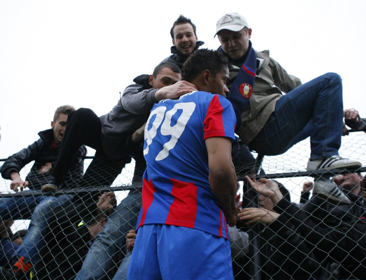 Cronica meciului Sportul-Steaua 1-2: "Două cuburi de ciocolată"