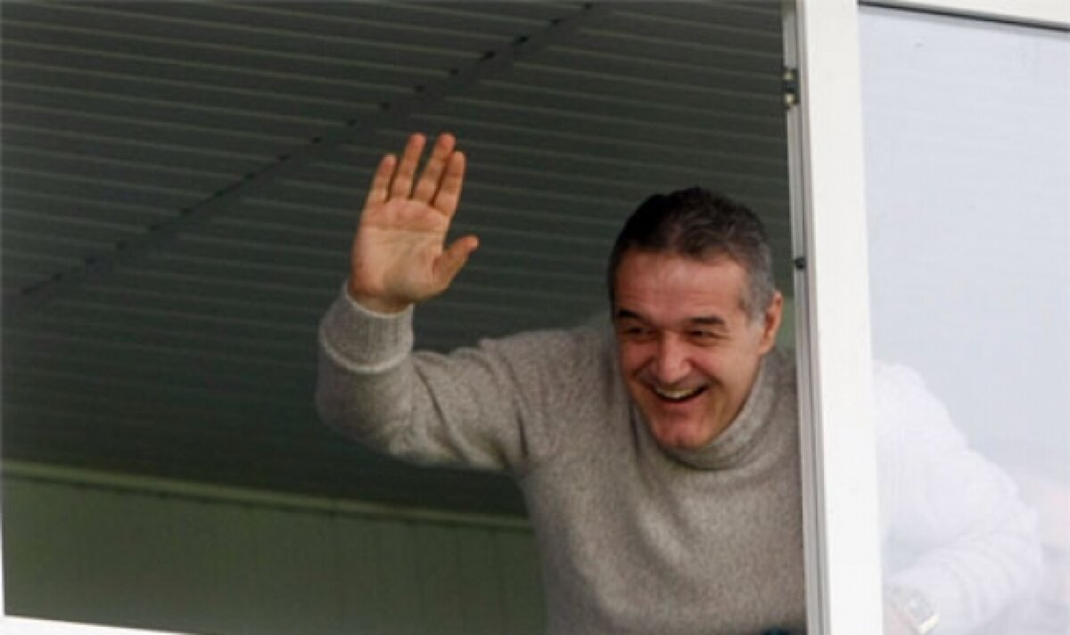 VIDEO » Becali: "Copos l-a sunat pe Şiman şi i-a zis că a fost «blat»! Cum se poate «blat» în minutul 90? "