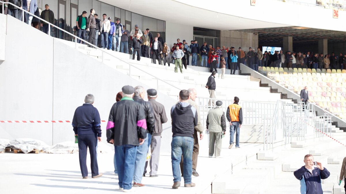 FOTO Interes incredibil pentru noua arenă din Bucureşti » Peste 20.000 de persoane au văzut deja National Arena