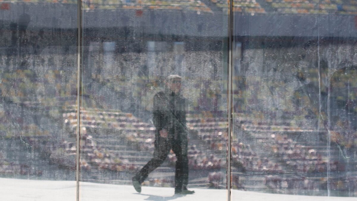 FOTO Interes incredibil pentru noua arenă din Bucureşti » Peste 20.000 de persoane au văzut deja National Arena