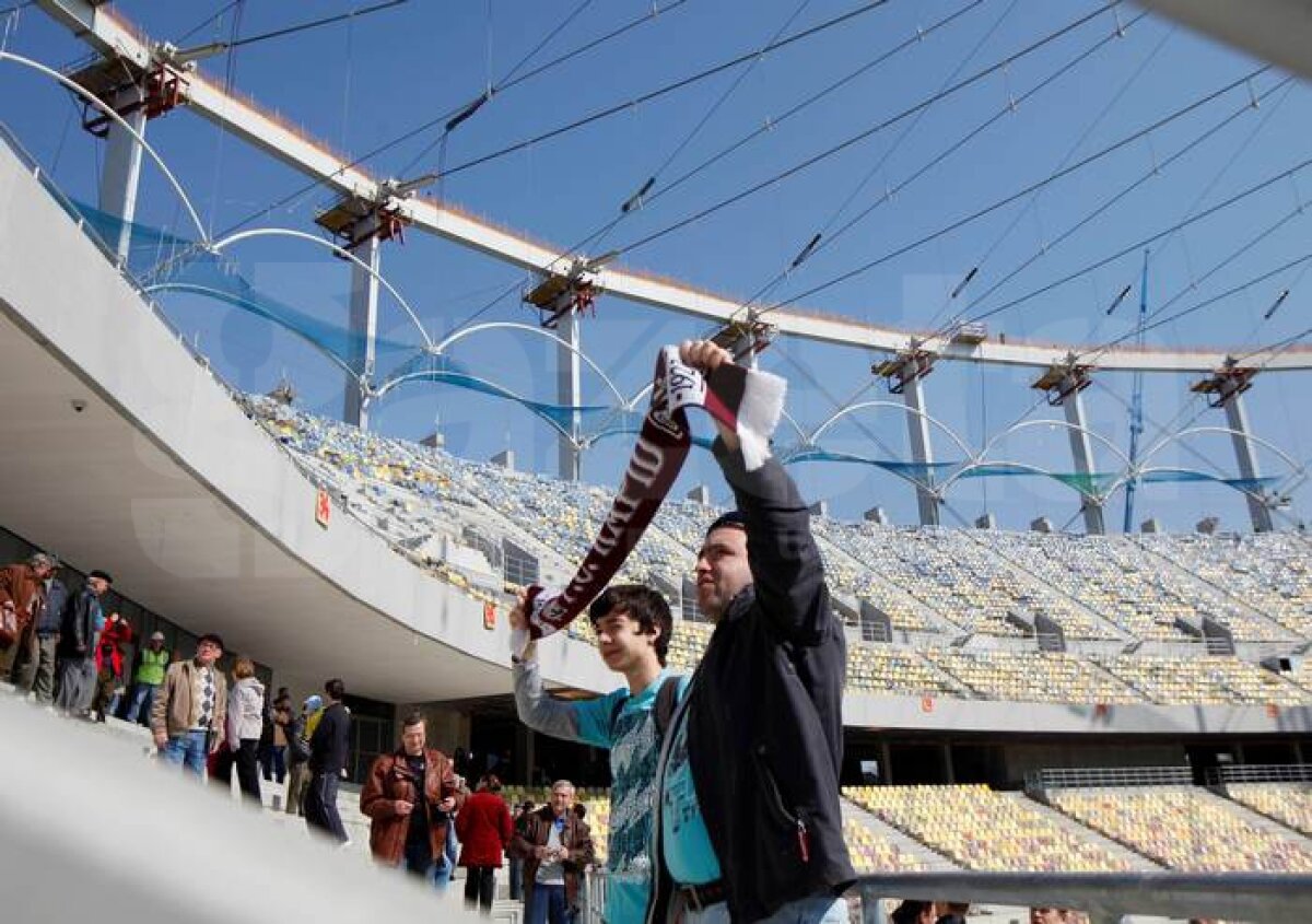 FOTO Interes incredibil pentru noua arenă din Bucureşti » Peste 20.000 de persoane au văzut deja National Arena