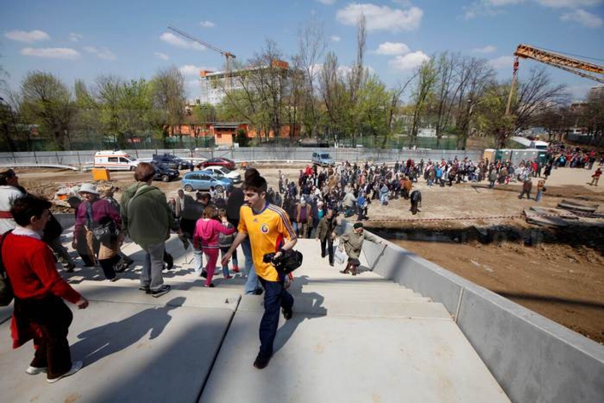 FOTO Interes incredibil pentru noua arenă din Bucureşti » Peste 20.000 de persoane au văzut deja National Arena