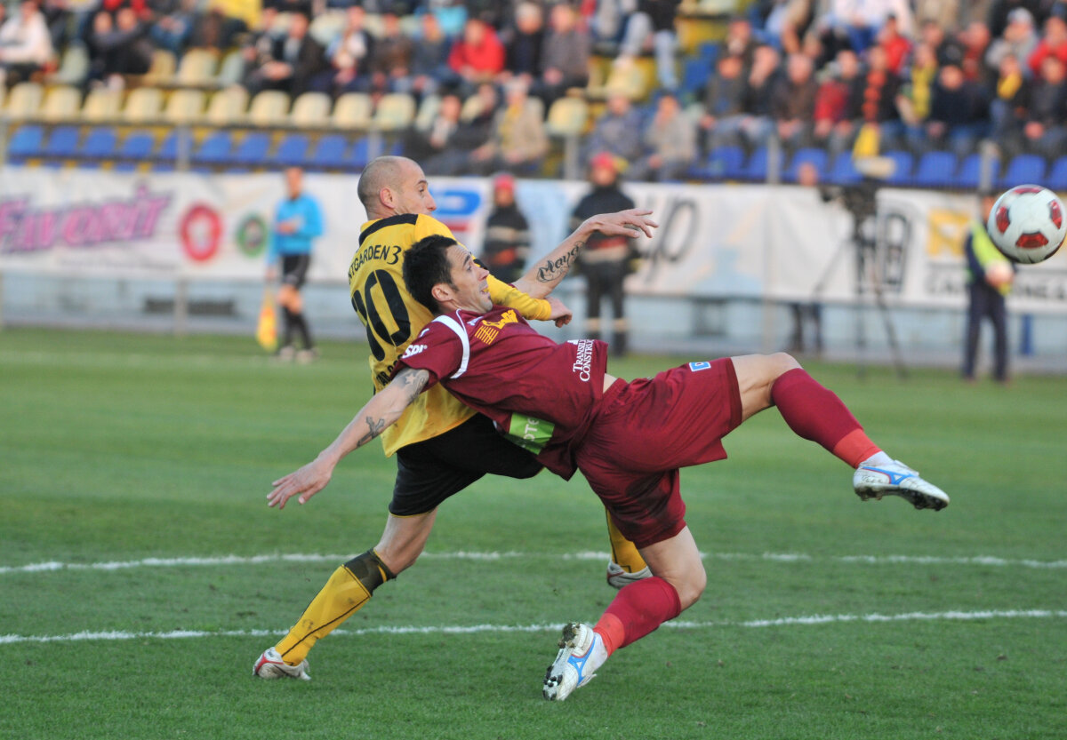 VIDEO & FOTO FC Braşov şi CFR au dat un recital de fotbal sub Tîmpa: 2-2 nebun!