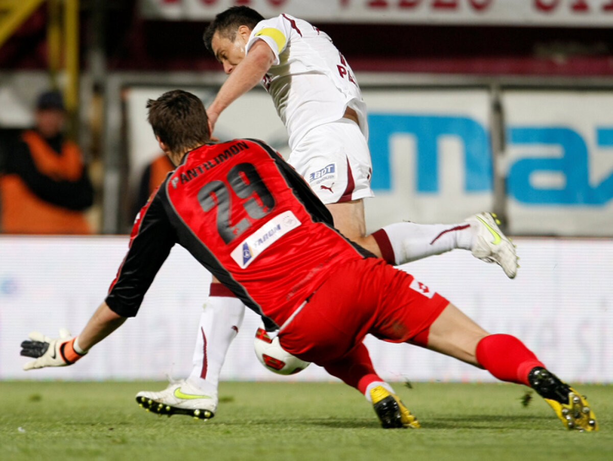 fazeVIDEO » Rapidul administrează Timişoarei prima înfrîngere a sezonului. Oţelul rămîne lider!