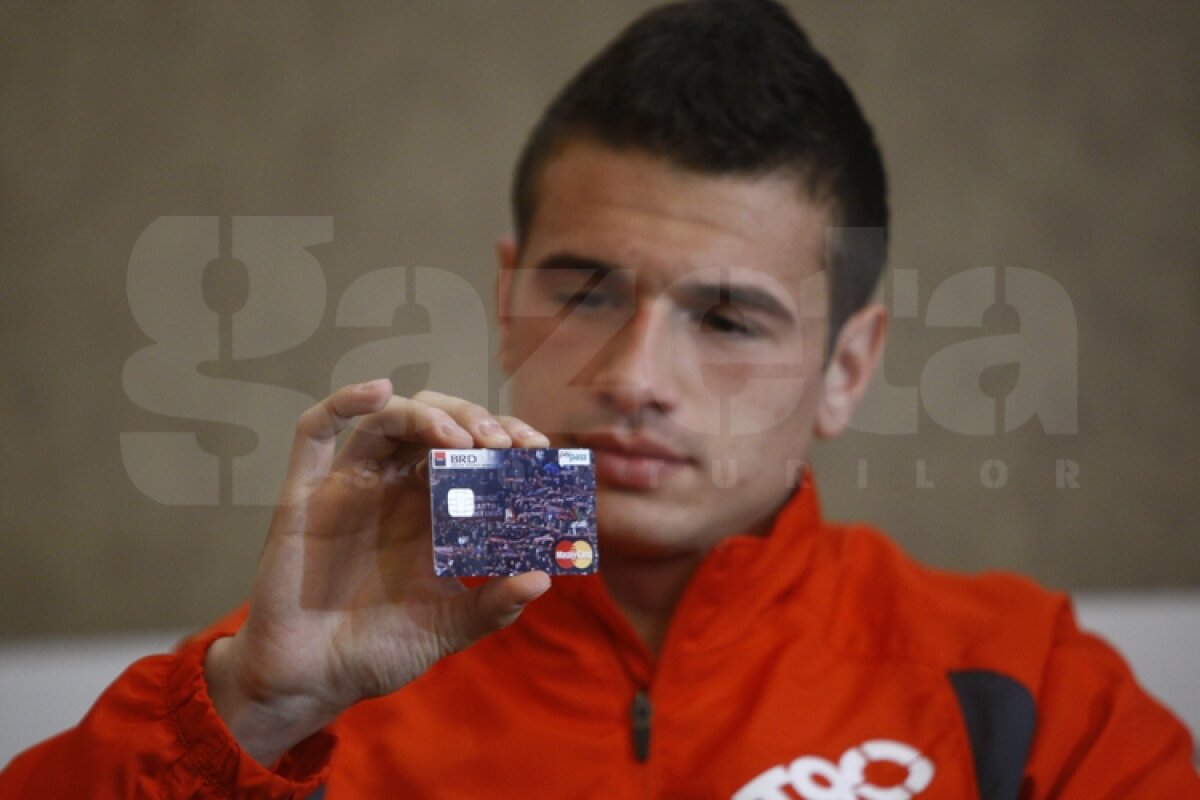 Suporterii dinamovişti pot intra cu carduri bancare pe stadion