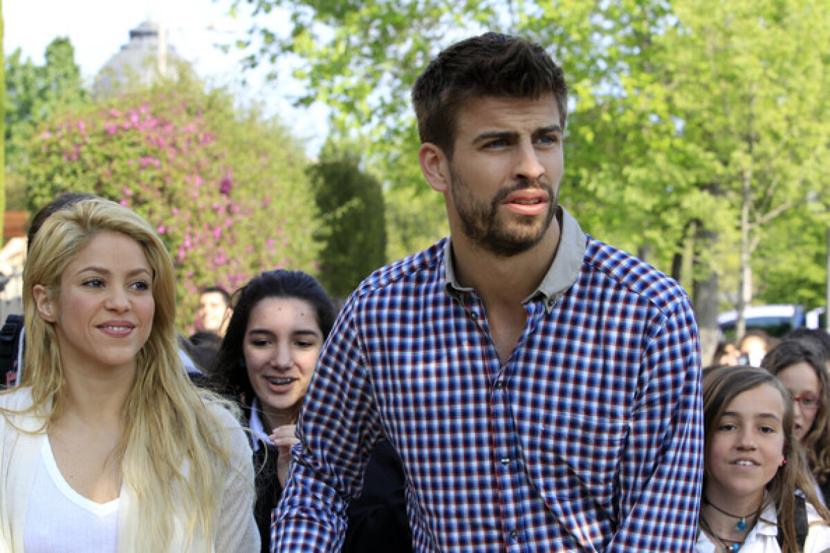 FOTO » Pique o face pe Shakira să fie "Loca, loca, loca"