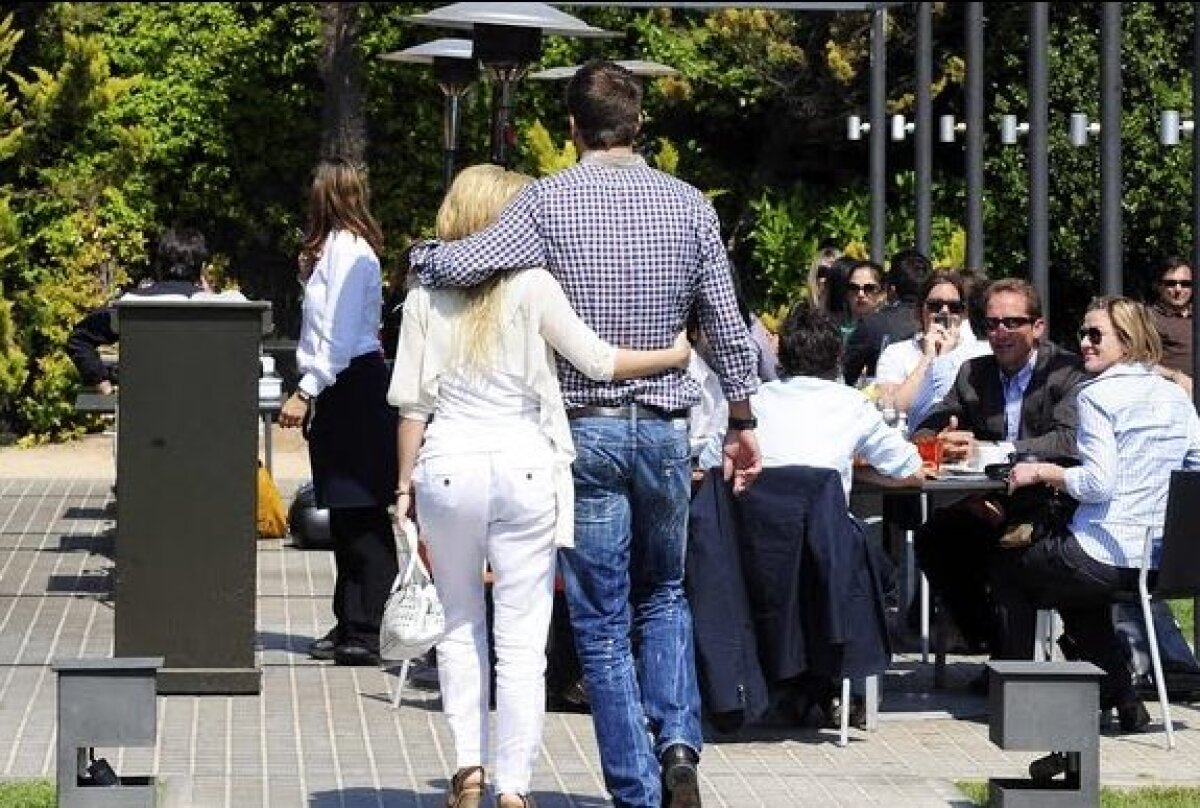 FOTO » Pique o face pe Shakira să fie "Loca, loca, loca"