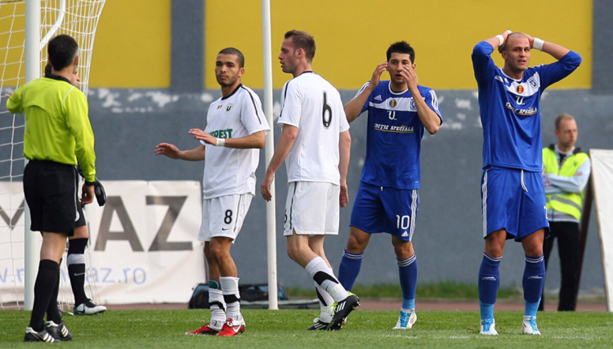 U Cluj învinge lejer pe Craiova şi îi egalează pe rivalii de la CFR