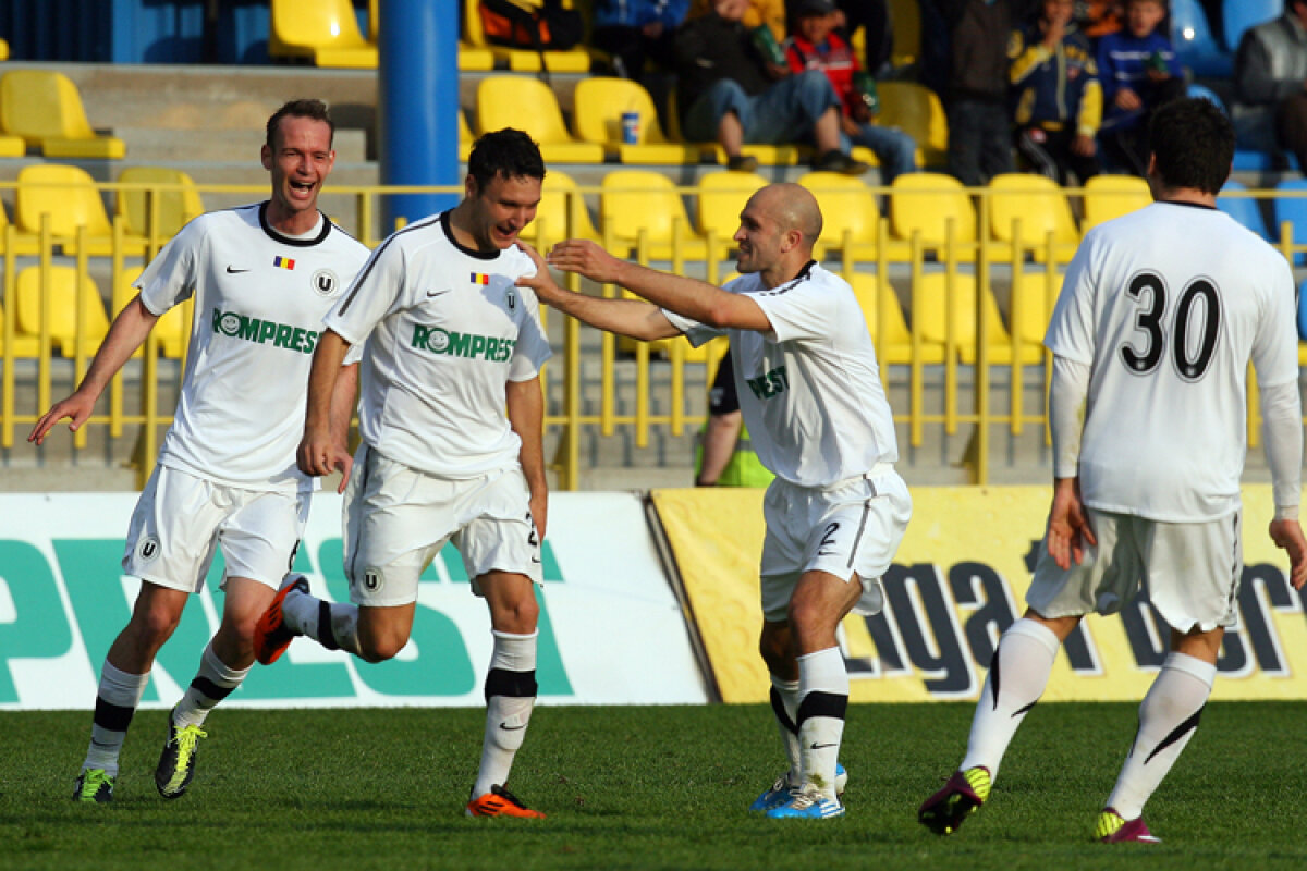 U Cluj învinge lejer pe Craiova şi îi egalează pe rivalii de la CFR