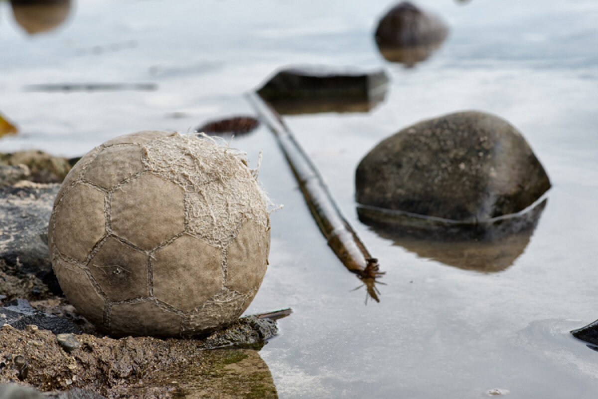 Steaua se afundă. A mai pierdut un meci şi e foarte aproape de retrogradare