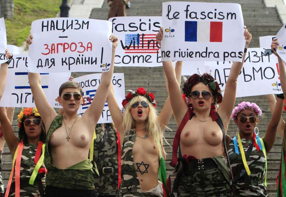 Grupul "Femen" din Ucraina loveşte din nou