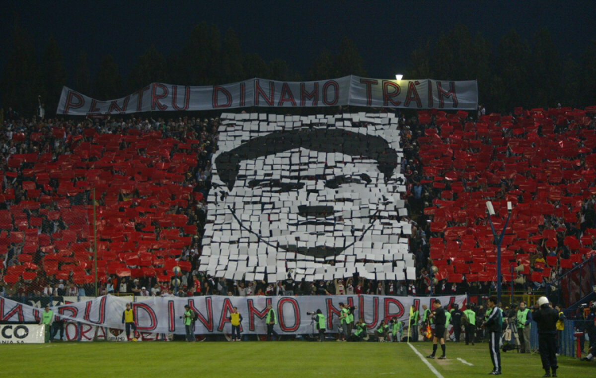 FOTO DERBY-ul care împarte România în două! Peste 50 de bannere cu cele mai fine ironii din ultimii 8 ani!