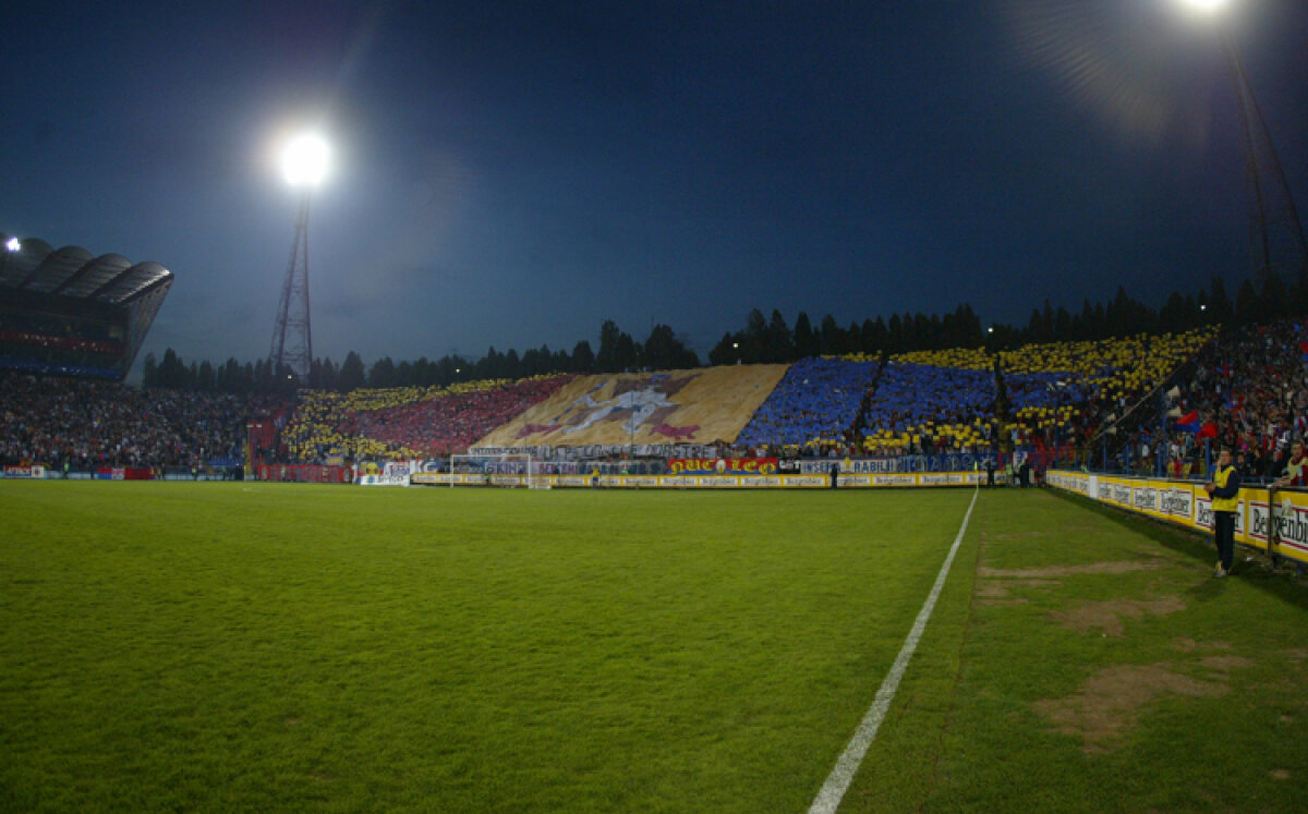 FOTO DERBY-ul care împarte România în două! Peste 50 de bannere cu cele mai fine ironii din ultimii 8 ani!