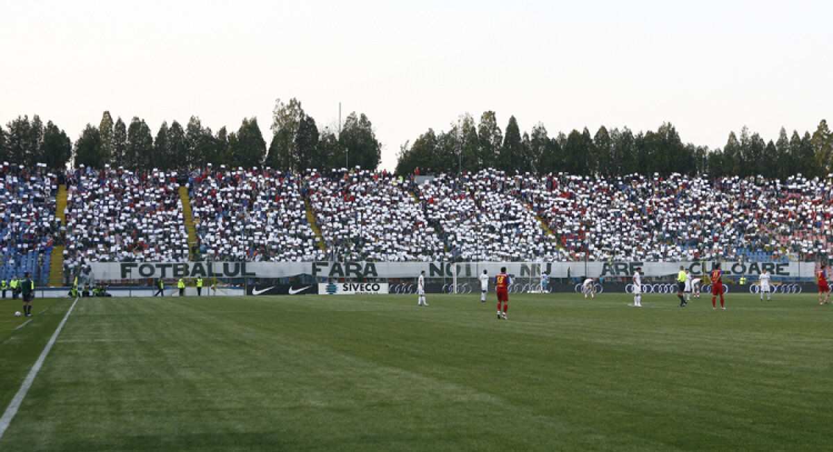 FOTO DERBY-ul care împarte România în două! Peste 50 de bannere cu cele mai fine ironii din ultimii 8 ani!