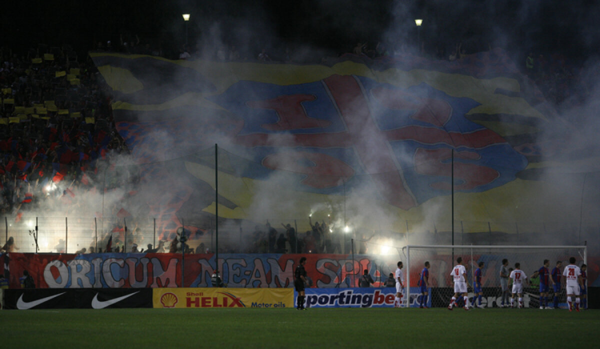 FOTO DERBY-ul care împarte România în două! Peste 50 de bannere cu cele mai fine ironii din ultimii 8 ani!