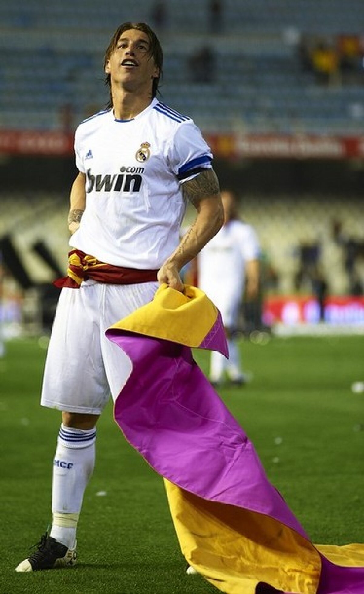 FOTO şi VIDEO de colecţie pentru fanii Realului: toreadorul Ramos i-a înnebunit!