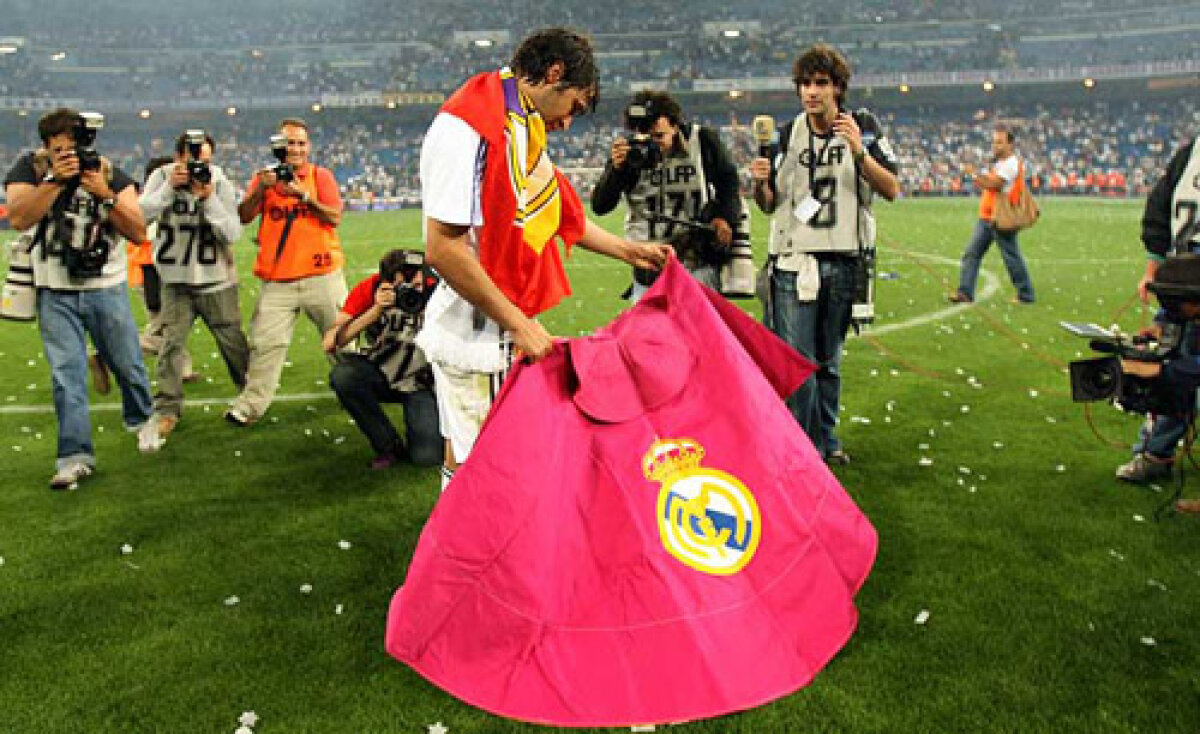 FOTO şi VIDEO de colecţie pentru fanii Realului: toreadorul Ramos i-a înnebunit!