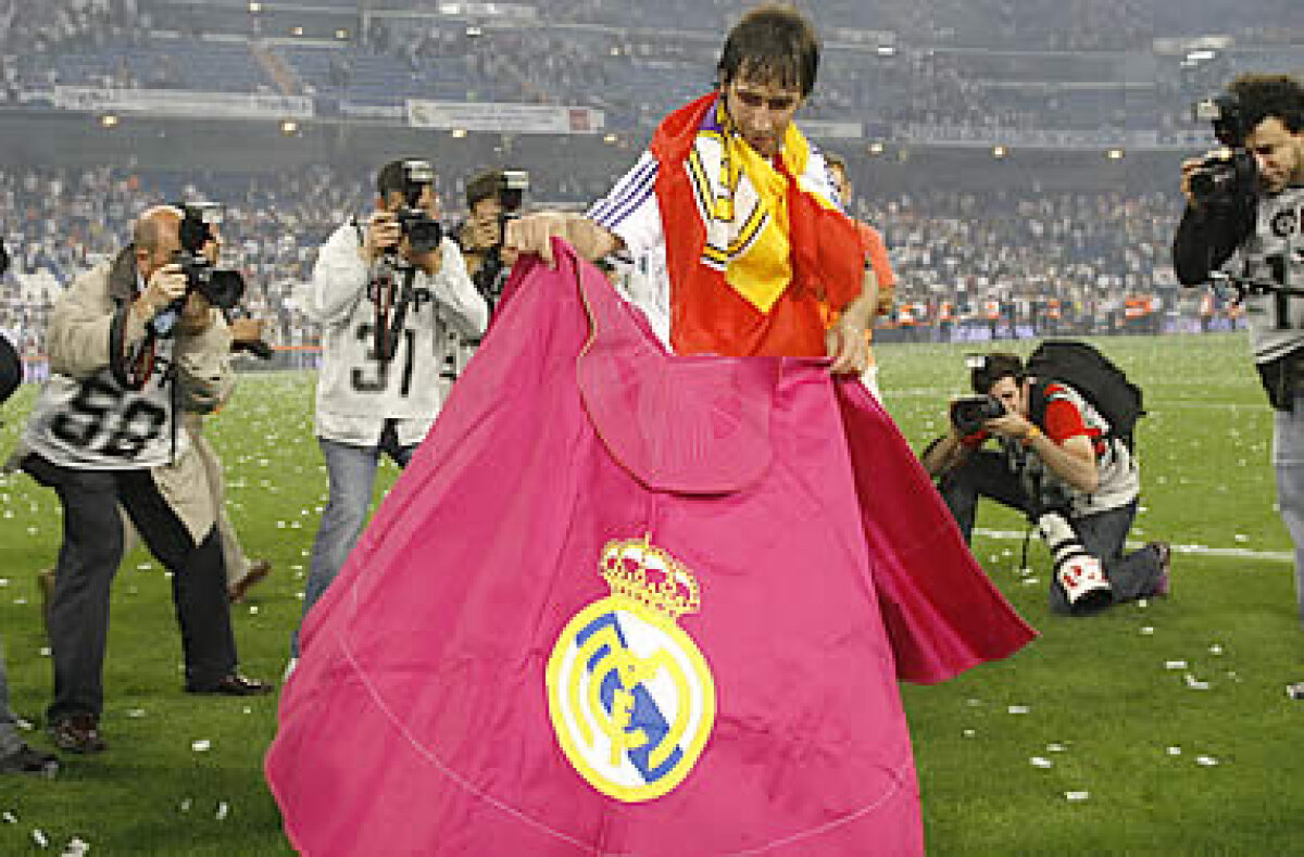 FOTO şi VIDEO de colecţie pentru fanii Realului: toreadorul Ramos i-a înnebunit!