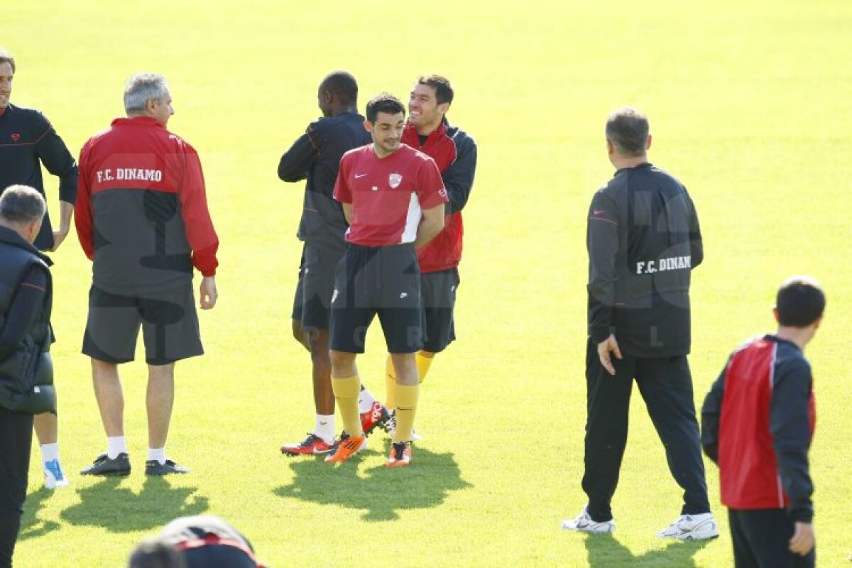 FOTO » Colegii au glumit cu Mărgăritescu: "S-a întors pericolul public numărul 1 al ţării"