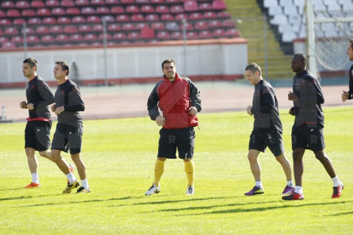 FOTO » Colegii au glumit cu Mărgăritescu: "S-a întors pericolul public numărul 1 al ţării"