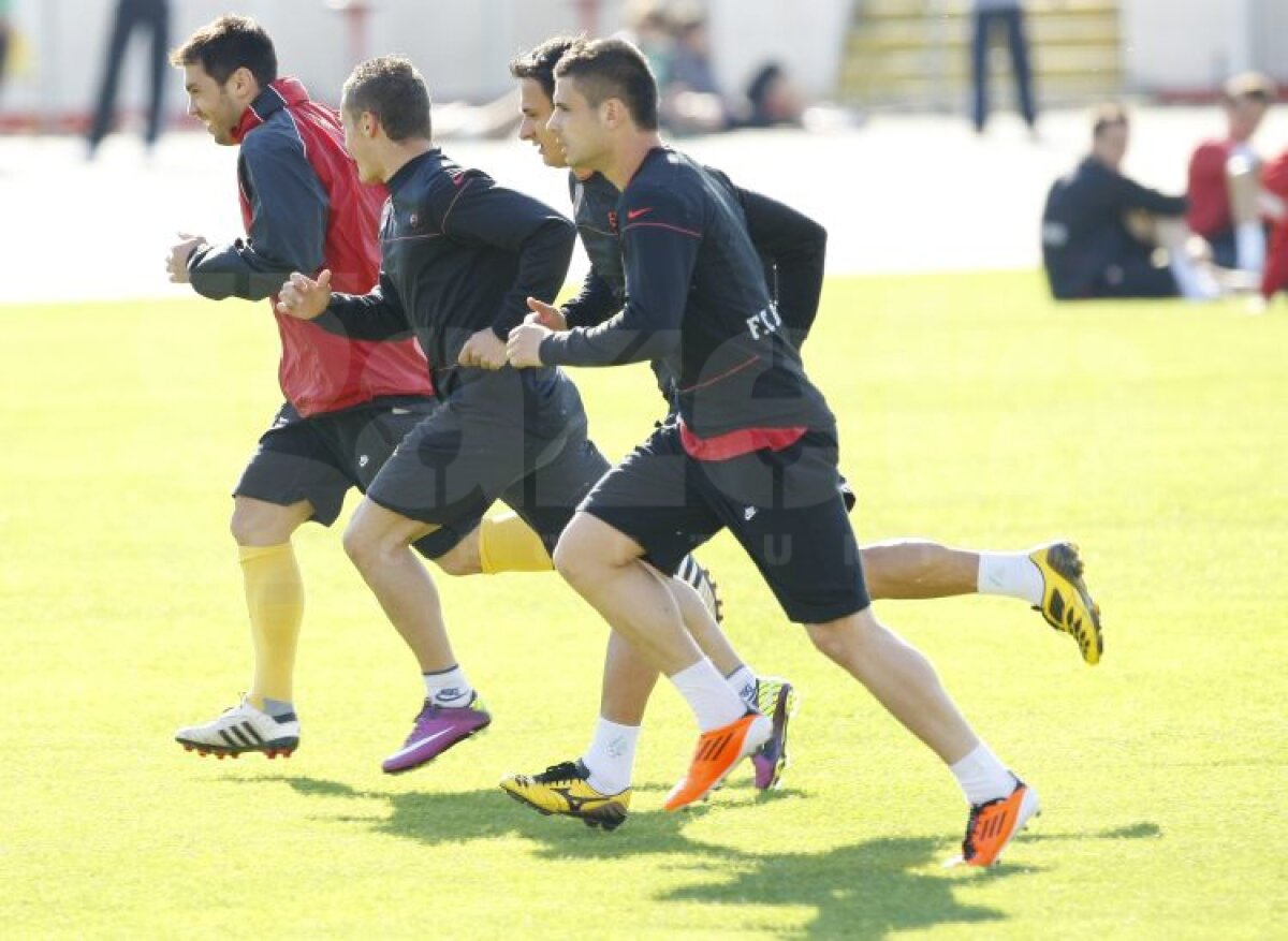 FOTO » Colegii au glumit cu Mărgăritescu: "S-a întors pericolul public numărul 1 al ţării"