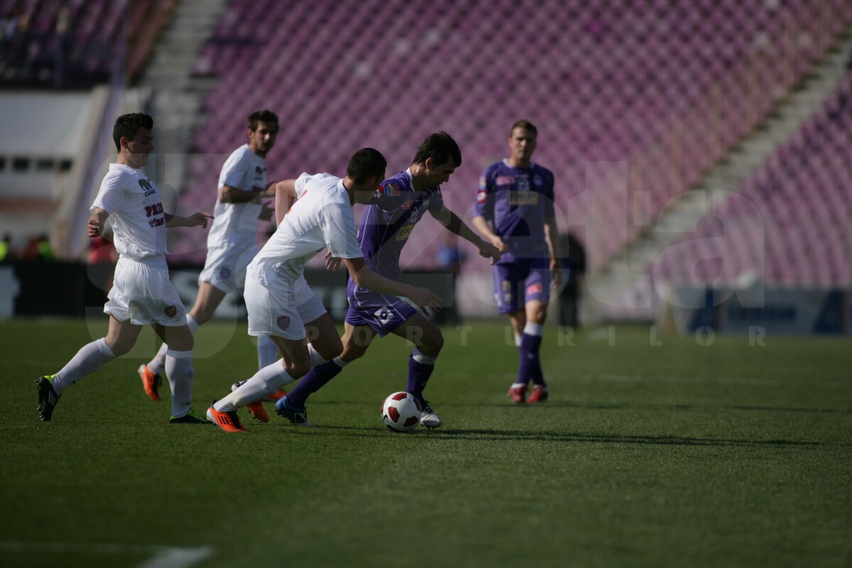 Ianis, golgeterul şchiop!