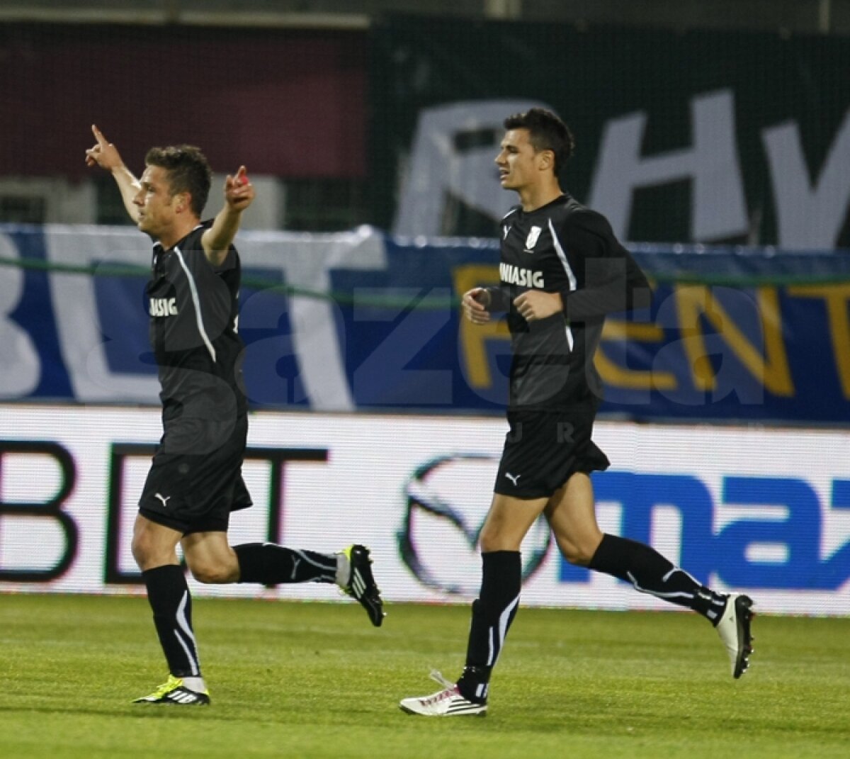 Sportul s-a impus in Giuleşti prin golul lui Tibi Bălan